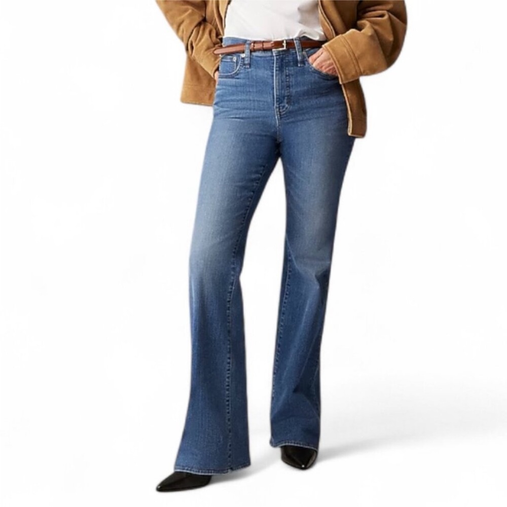 J. Crew High-rise bootcut jean in 2003 super-stretch NWT Size 25